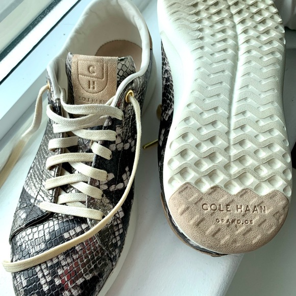 SOLD — Cole Haan Grand - Picture 7 of 9